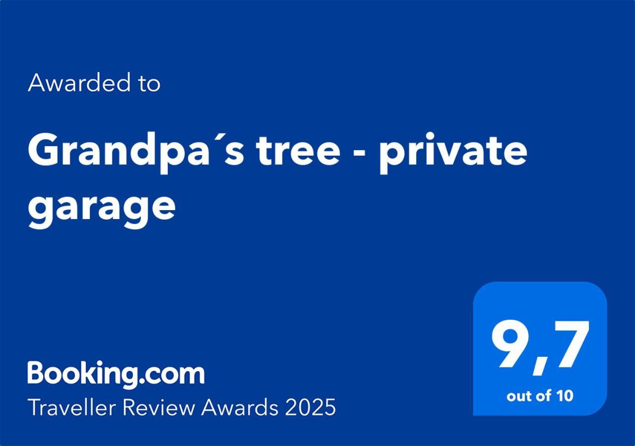 Grandpa'S Tree - Private Garage Lägenhet Split Exteriör bild